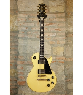 GIBSON Les Paul Custom...