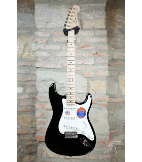 FENDER Stratocaster...