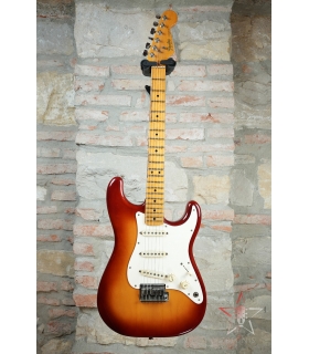 FENDER Stratocaster...