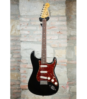 FENDER CUSTOM SHOP...